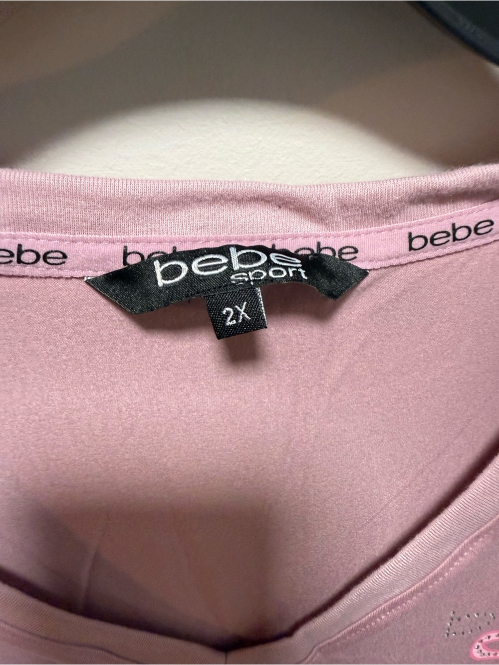 bebe Dusty Pink V-Neck Side-Tie Tee - Picture 4 of 6